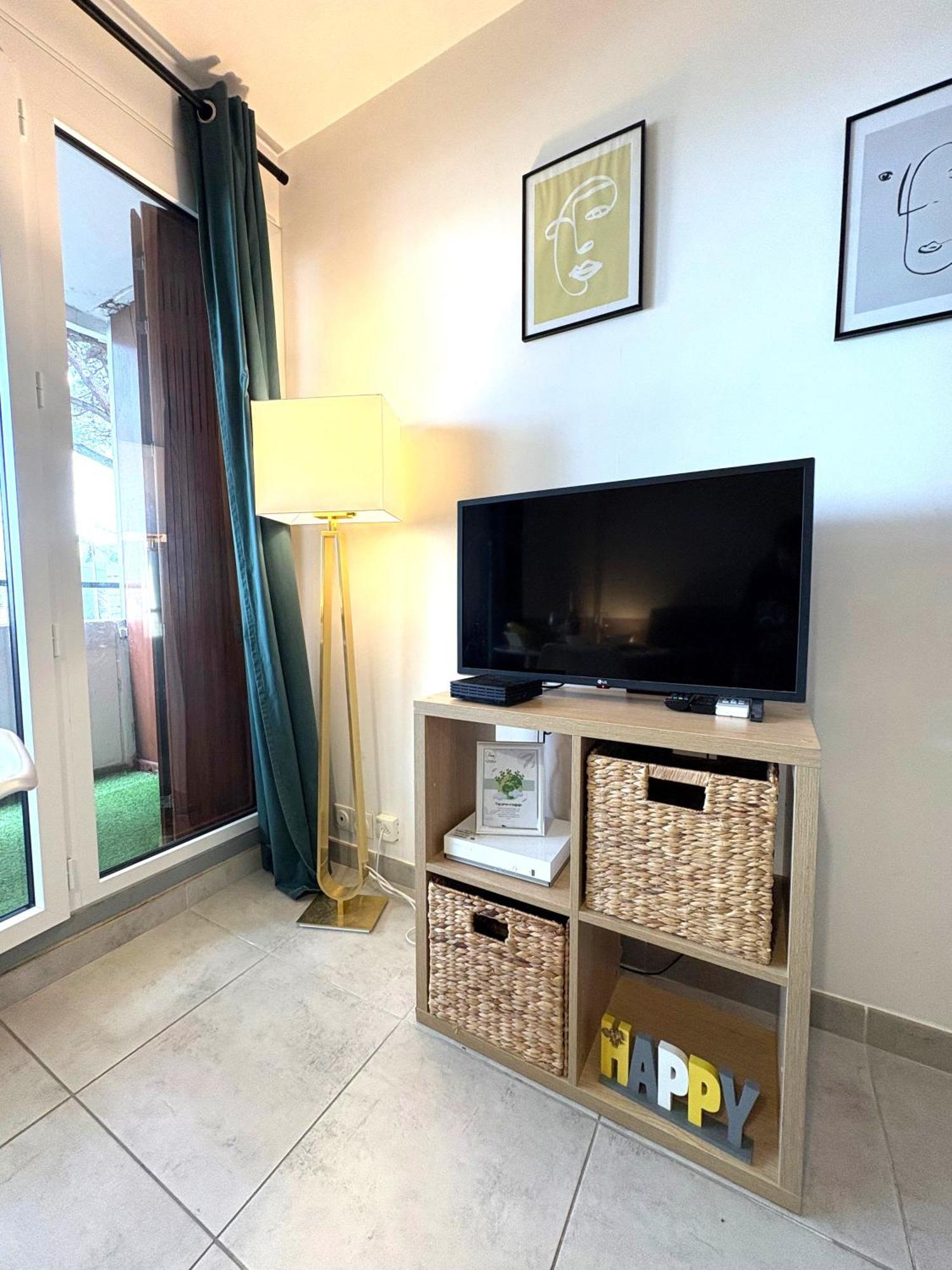 L'Amazone Studio Plein Centre Plages A 2Min Clim Wifi Sur Le Port - Top Prosconciergerie- La Grande Motte Exteriér fotografie